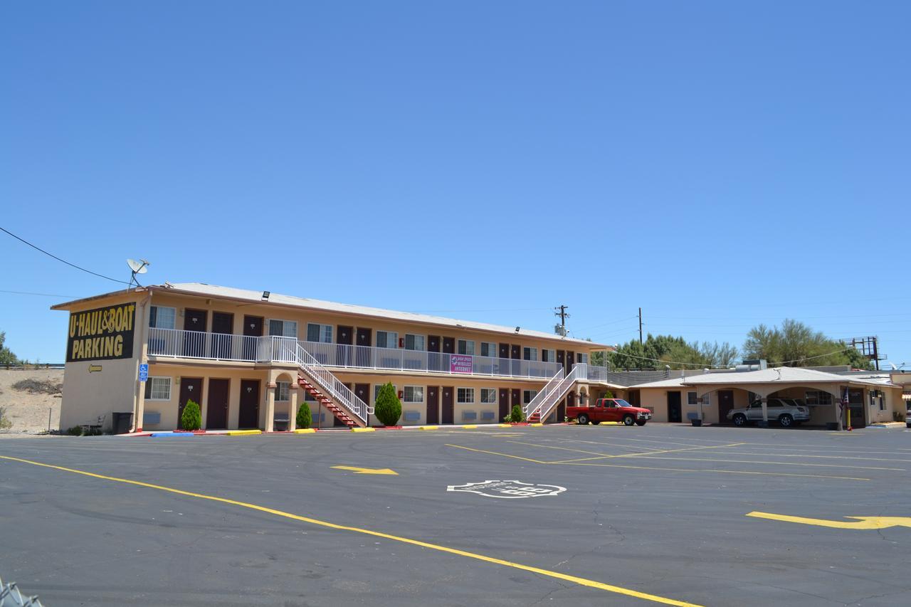 נידלס Budget Inn מראה חיצוני תמונה